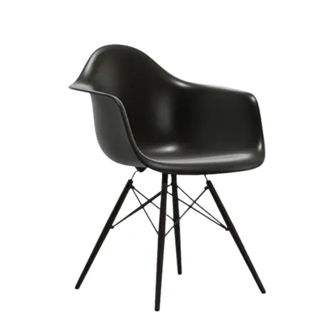 Vitra Eames Plastic Armchair DAW